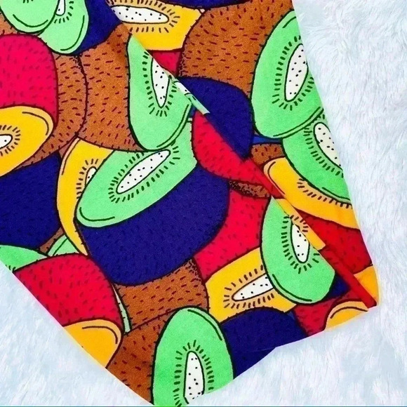 LULAROE High Waisted “Kiwi” Soft Skinny Leggings - Picture 7 of 12